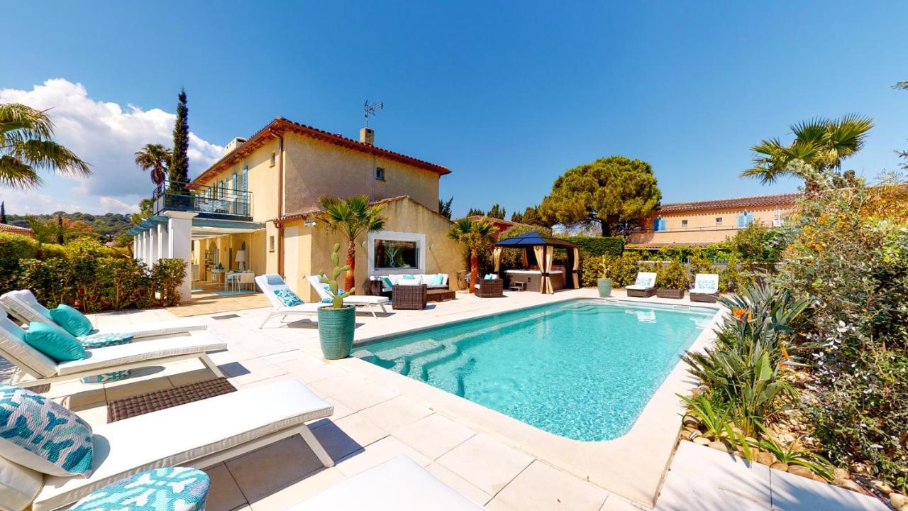 Villa 35 De Saint Aygulf Bagian luar foto